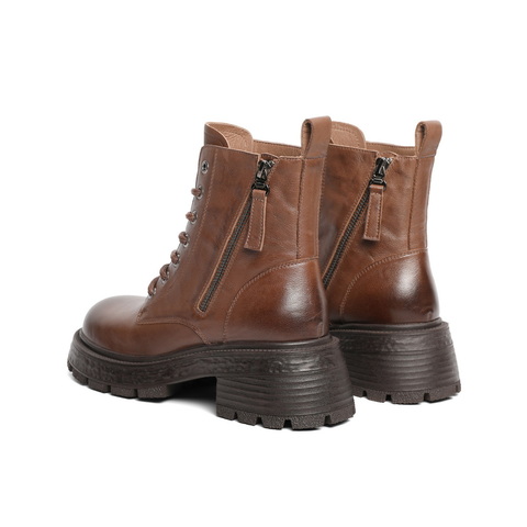 百丽时尚复古马丁靴女2024冬新商场同款真皮短筒靴D3F1DDD4