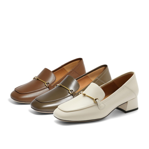 百丽马衔扣通勤乐福鞋女24秋新商场同款平跟单鞋BZ521CA4