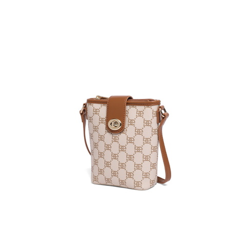 百丽包包女2023秋季新款复古休闲单肩斜挎水桶包X9188CX3