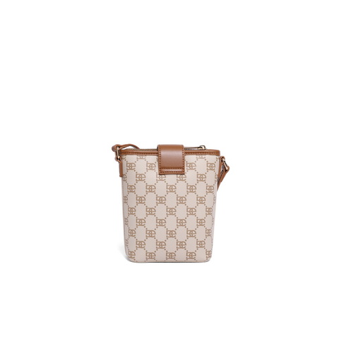 百丽包包女2023秋季新款复古休闲单肩斜挎水桶包X9188CX3