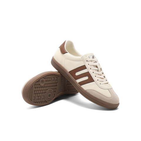 百丽跑道家族德训鞋女2025春新时尚舒适软底板鞋C1H3DAM5