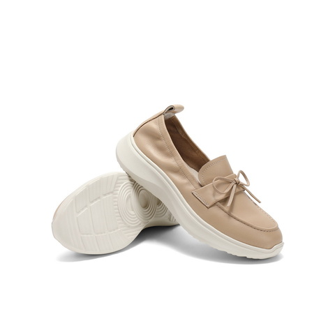 百丽蝴蝶结气质便士乐福鞋女2025春新商场同款真皮舒适鞋D4B1DAA5