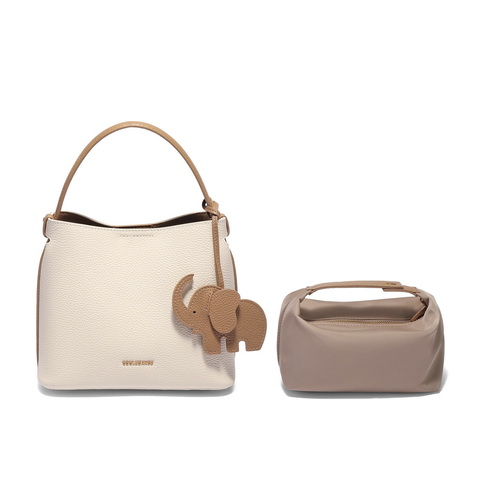 百丽包包女2025春商场同款休闲小飞象单肩斜挎手提水桶包X7260AX5