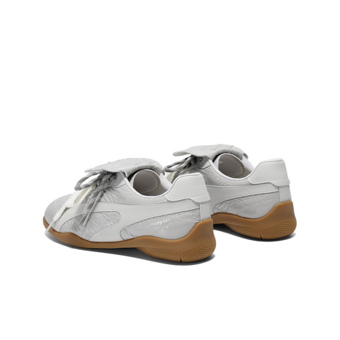 百丽时尚潮流德训鞋女2025春新复古休闲板鞋B2468AM5