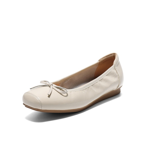 百丽气质平跟单鞋女2025春新商场同款真皮舒适浅口单鞋B3W2DAQ5