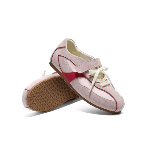 百丽休闲舒适德训鞋女2025春新质感时尚百搭板鞋D4C1DAA5