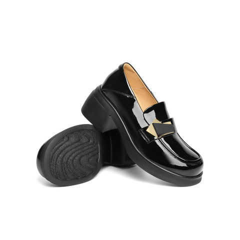 百丽舒适通勤乐福鞋女2025春新真皮质感百搭鞋B2494AM5