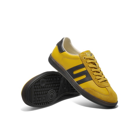 百丽跑道家族德训鞋女2025春新时尚舒适软底板鞋C1H3DAM5