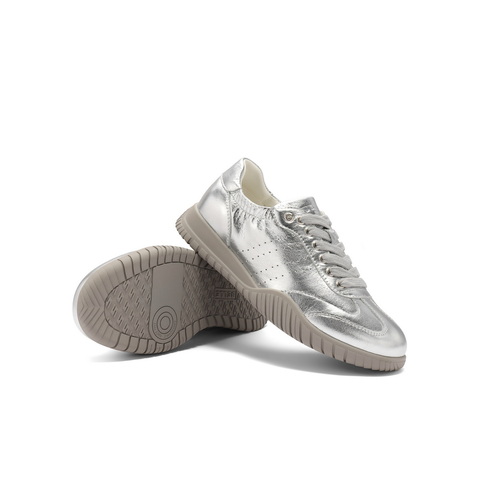 百丽薄底阿甘鞋女2025春新商场同款真皮运动风休闲鞋D8M1DAM5