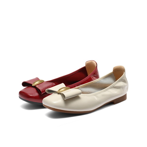 百丽柔软平底便鞋女2025春新商场同款真皮通勤单鞋D8B1DAQ5