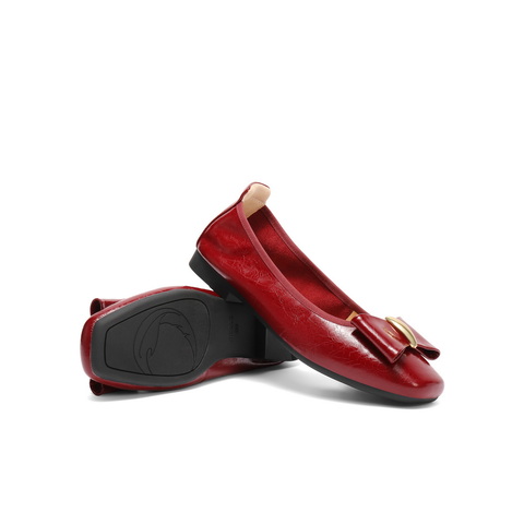 百丽柔软平底便鞋女2025春新商场同款真皮通勤单鞋D8B1DAQ5