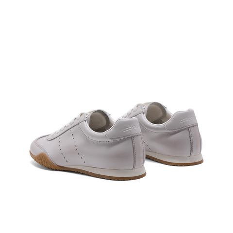 百丽休闲舒适阿甘鞋女2025春新时尚百搭板鞋3QS24AM5