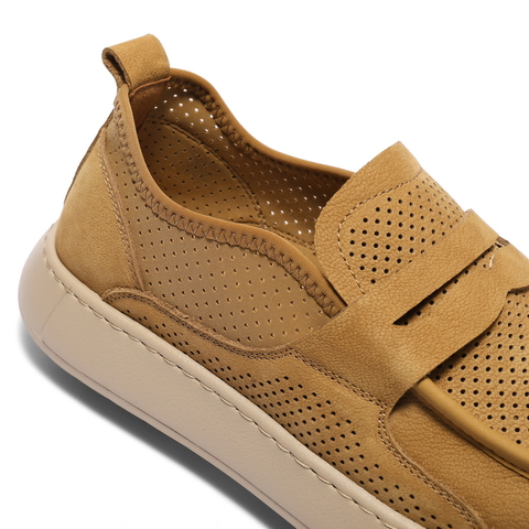 百丽打孔透气休闲鞋男2025新款夏季软底舒适一脚蹬工装鞋A2011BM5