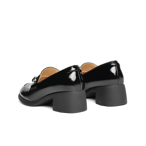 百丽简约质感乐福鞋女2025秋新商场同款粗跟通勤乐福鞋E1C1DCA5