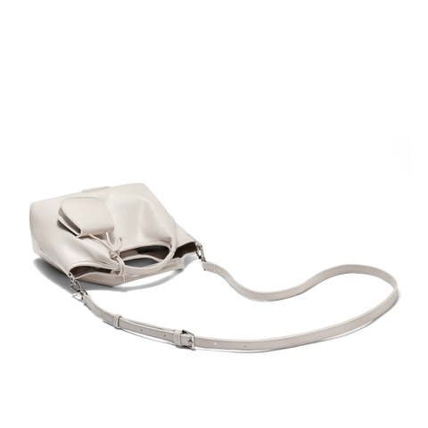 百丽包包女2025夏新商场同款时髦休闲单肩斜挎手提托特包BL824BX5