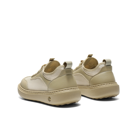 百丽网面透气休闲鞋男鞋2025新款秋季轻盈厚底运动板鞋A2107CM5