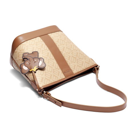 百丽包包女2025夏新商场同款复古通勤单肩斜挎水桶包JYH25BX5