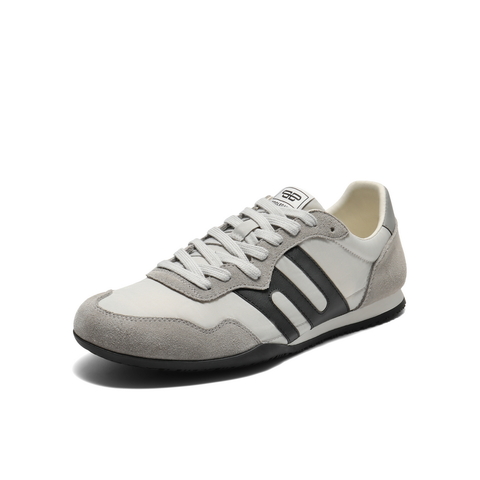 百丽户外休闲跑鞋男2025新款秋季跑道设计薄底运动阿甘鞋8VG01CM5