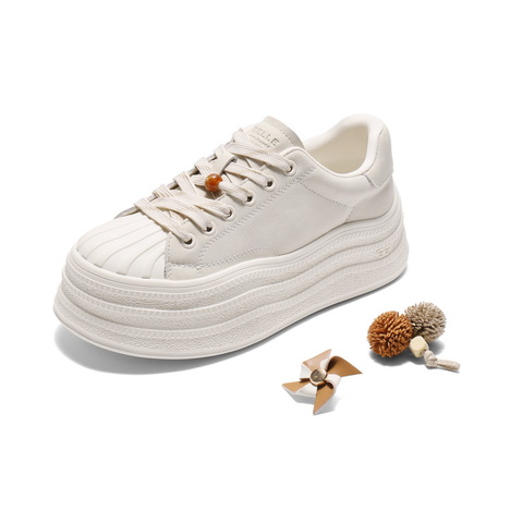 百丽波浪底百搭小白鞋女2025秋新商场同款串珠休闲板鞋E7K1DCM5