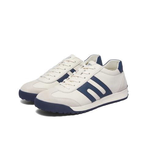 百丽撞色休闲高帮板鞋男2025新冬商场同款阿甘德训鞋加绒8WY01DD5