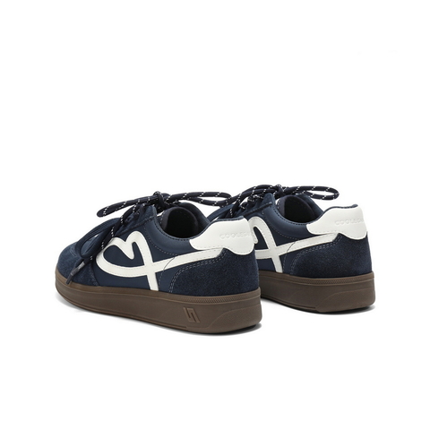 百丽时尚撞色爱心德训鞋女2025秋新内增高运动休闲鞋B2873CM5