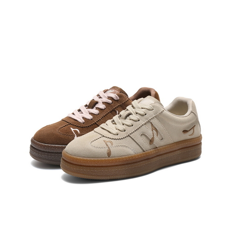 百丽音符刺绣德训鞋女2025秋新商场同款厚底增高休闲板鞋E7T1DCM5