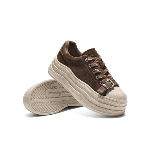 百丽饼干厚底板鞋女2025秋新时尚贝壳头皮带扣休闲鞋B2932CM5