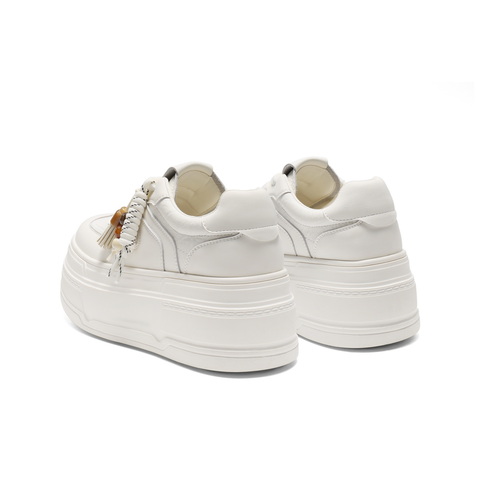 百丽时尚串珠挂饰小白鞋女2025秋新厚底增高百搭休闲板鞋B2905CM5