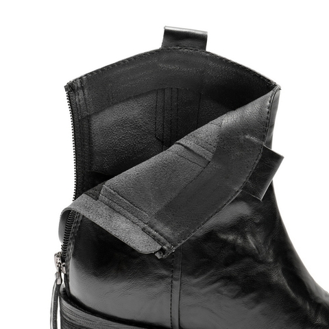 百丽简约利落时装靴女2025冬新气质高跟通勤时装短靴B2879DD5