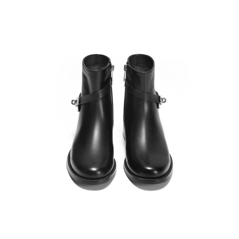 百丽复古百搭时装靴女2025冬新商场同款真皮搭扣气质短靴3QF48DD5