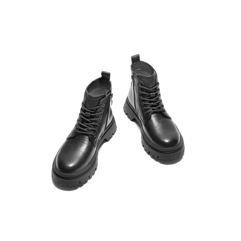 百丽潮搭休闲靴男2025冬新商场同款牛皮革褶皱马丁靴8CQ01DD5