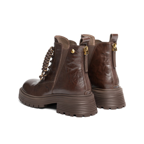 百丽复古抓皱马丁靴女2025冬新商场同款真皮休闲短靴E8D1DDD5