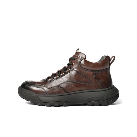 百丽高帮休闲运动鞋男2025新款冬季商场同款厚底户外短靴8YC01DD5