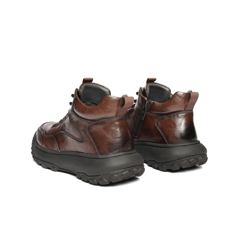 百丽高帮休闲运动鞋男2025新款冬季商场同款厚底户外短靴8YC01DD5