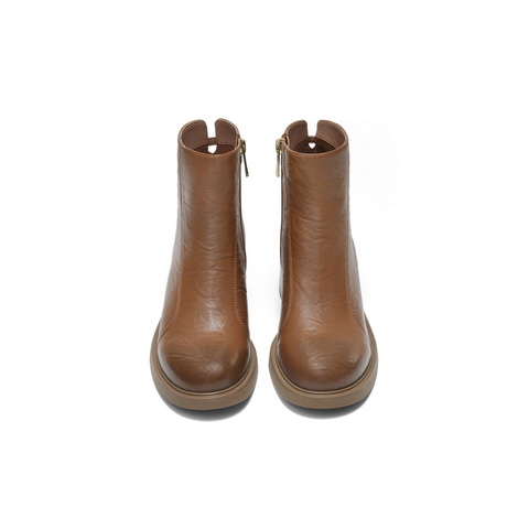 百丽复古褶皱面时装靴女2025冬新真皮气质高跟通勤短靴B2823DD5