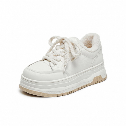 百丽简约百搭高帮鞋女2025冬新商场同款厚底加绒休闲板鞋E6R1DDM5