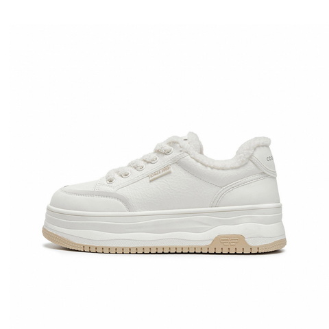 百丽简约百搭高帮鞋女2025冬新商场同款厚底加绒休闲板鞋E6R1DDM5