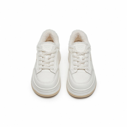 百丽简约百搭高帮鞋女2025冬新商场同款厚底加绒休闲板鞋E6R1DDM5