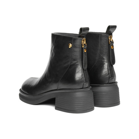 百丽复古民族风时装靴女2025冬新真皮粗跟增高休闲短靴B2955DD5