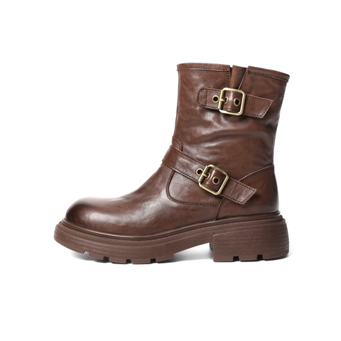 百丽复古抓皱马丁靴女2025冬新质感真皮时尚皮带扣短靴B2959DD5