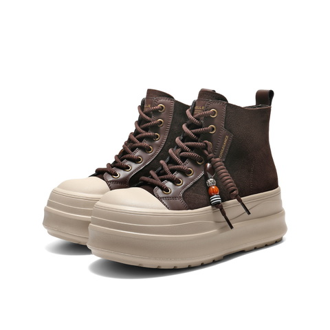 百丽时尚串珠高帮休闲鞋女2025冬新厚底增高百搭休闲板鞋B3011DD5