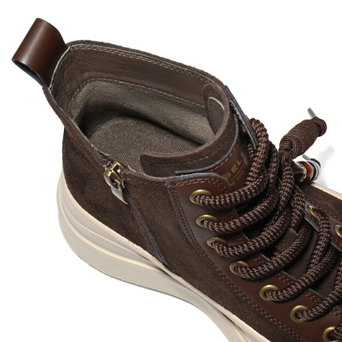 百丽时尚串珠高帮休闲鞋女2025冬新厚底增高百搭休闲板鞋B3011DD5