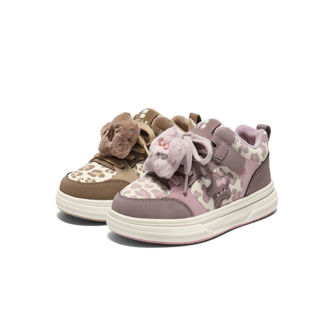 百丽撞色星星板鞋女童2025冬新商场同款舒适休闲鞋25670D85