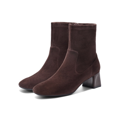 百丽简约气质时装靴女2025冬新真皮优雅高跟通勤短靴B2944DZ5