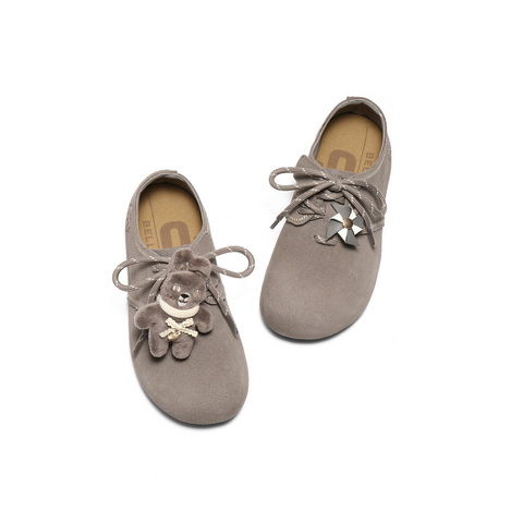 百丽珠珠饰扣勃肯鞋女童2025秋新商场同款民族风吐司鞋84958C85