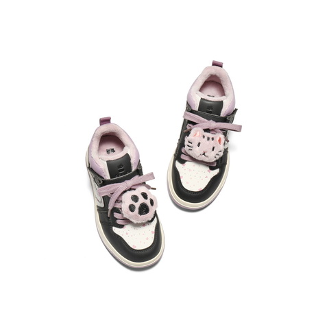 百丽时尚撞色高帮板鞋女童2025冬新商场同款绒毛球休闲鞋82130D85