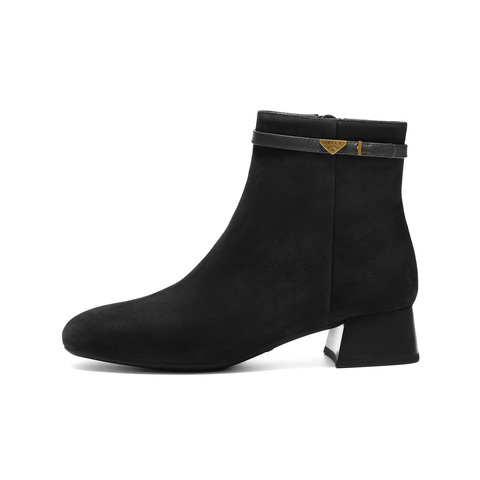 百丽复古气质时装靴女2025冬新真皮粗跟增高通勤短靴B2943DD5