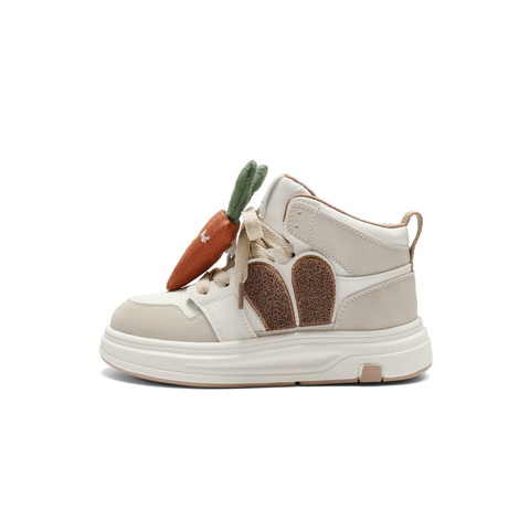 百丽撞色高帮板鞋女童2025冬新商场同款卡通饰扣休闲鞋V5118D85