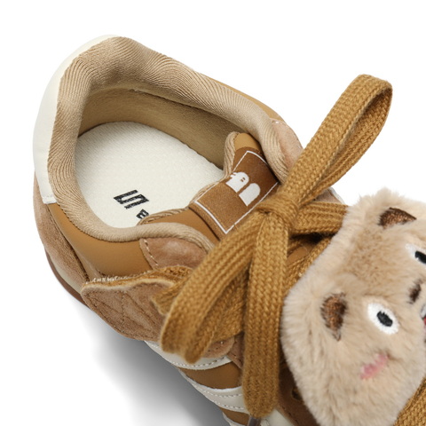 百丽撞色跑道阿甘德训鞋童鞋2025冬新商场同款加绒休闲鞋62623D85