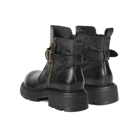 百丽潮酷皮带扣时装靴女2025冬新商场同款真皮厚底短靴F2P1DDZ5